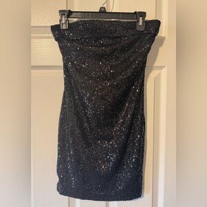 Cantonwalk Elegant Black Strapless Sequin Dress